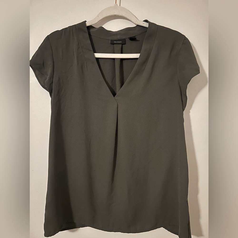 Halogen light blouse